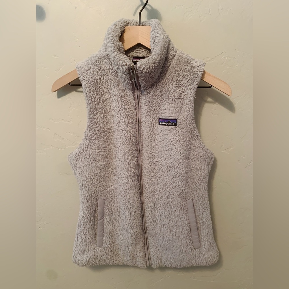 Patagonia Women’s Los Gatos Fleece Vest in Salt Grey